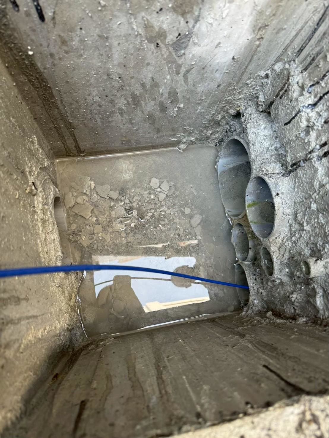 彰化餐廳廚房油垢管線水刀清洗施工過程